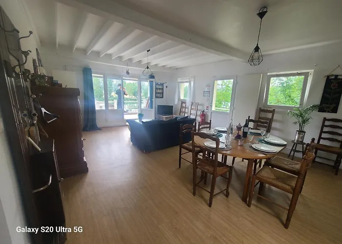 Les Chambrees Du Bac Guest house Charly-sur-Marne