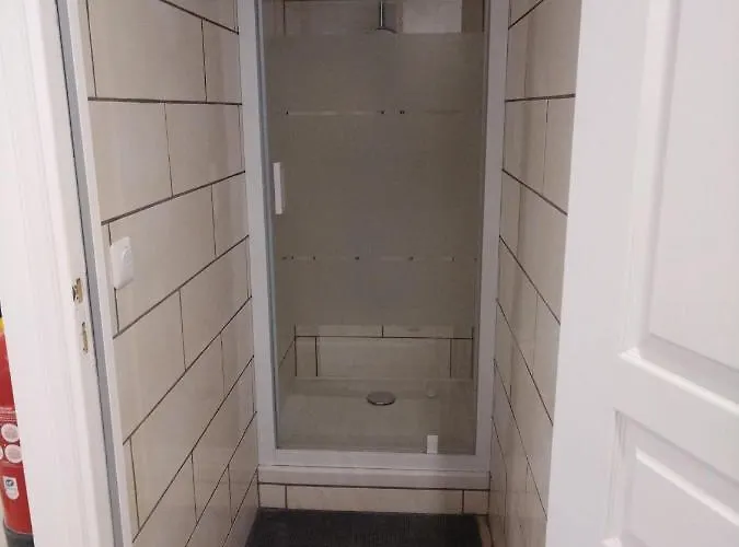 Les Chambrees Du Bac Guest house